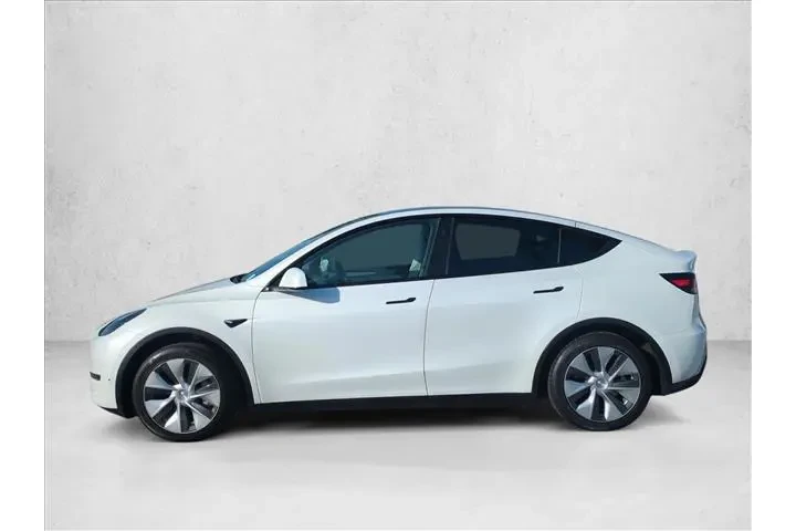 $29380 : Tesla Model Y 2023 AWD 4dr C image 9