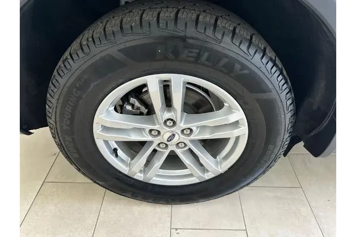 $31987 : Ford Explorer 2022 AWD XLT 4 image 8