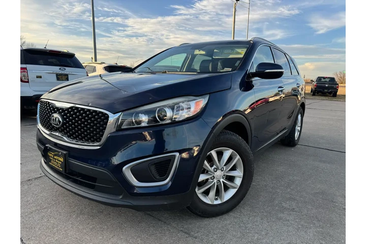 $8999 : 2016 Sorento LX 2WD image 2