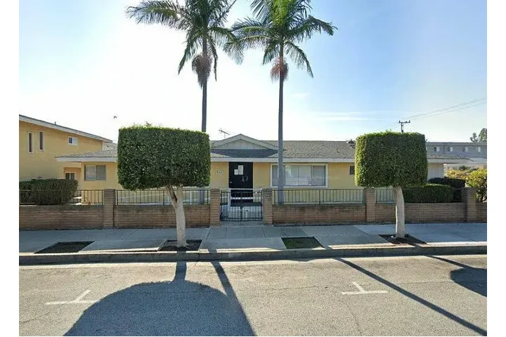 $1457 : HOUSE RENT IN Hawthorn, CA image 1