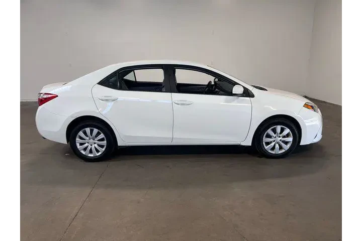 $16474 : Toyota Corolla 2016 LE 4dr S image 2