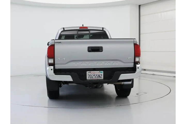 $35998 : Toyota Tacoma 2019 4x4 SR5 V image 6