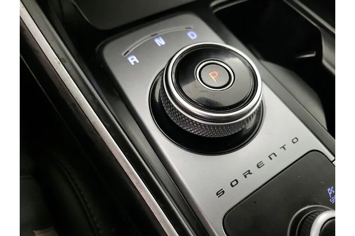 $29998 : Kia Sorento Hybrid 2023 AWD image 10