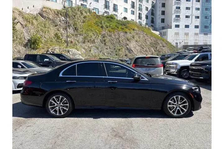 $38498 : Mercedes-Benz E-Class 2022 A image 5
