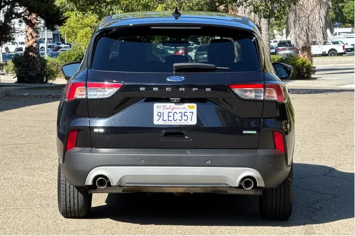 Ford Escape 2020 SE 4dr SUV image 4