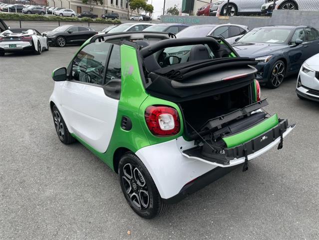 $15500 : Used 2018 fortwo electric dri image 10