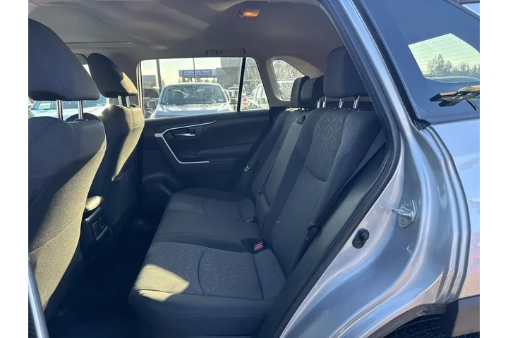 $19999 : Toyota RAV4 Hybrid 2019 AWD image 7