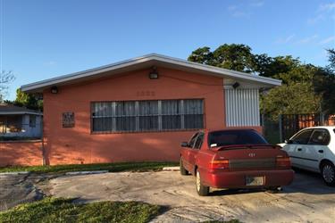 Estudio para alquilar. $1250 en Miami