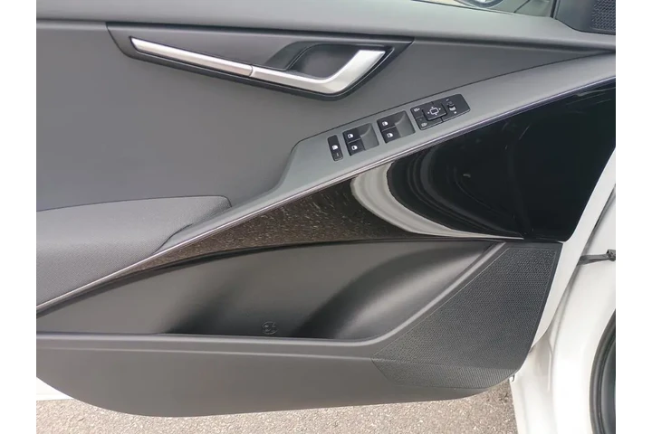 $21992 : Kia Niro 2023 EX 4dr Crossov image 10