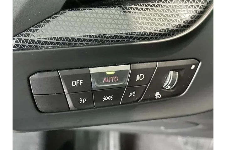 $27500 : BMW 2 Series 2023 AWD 228i x image 10