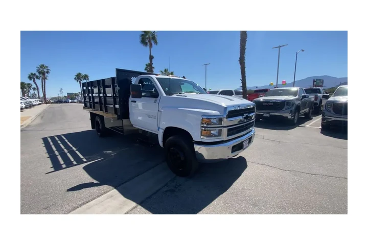 $48800 : 2019 Silverado 4500 HD image 2