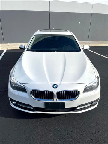 $10950 : 2015 BMW 5-Series 528i xDrive image 6