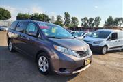 $10999 : 2012 Sienna LE 8-Passenger thumbnail