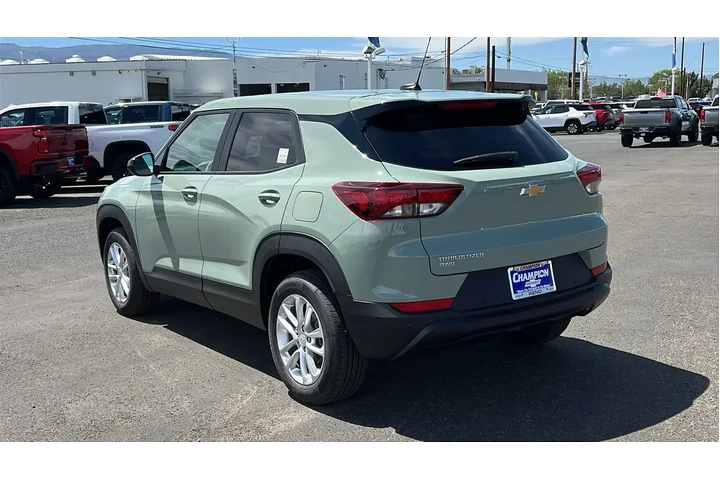 $27984 : Chevrolet Trailblazer 2026 4 image 7