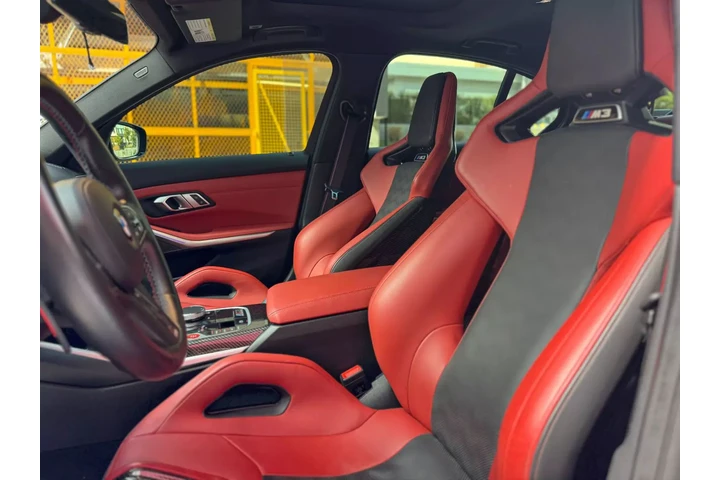 $73990 : 2022 BMW M3 image 10