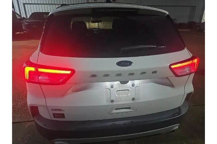 $19850 : Ford Escape 2022 SEL 4dr SUV image 6