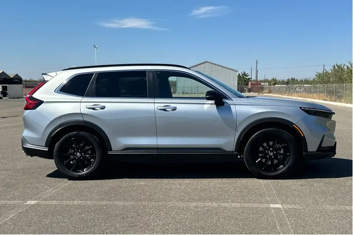 $37981 : Honda CR-V Hybrid 2025 Sport image 2