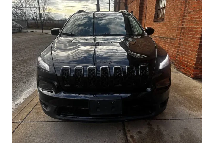 $10000 : 2017 Cherokee High Altitude image 8