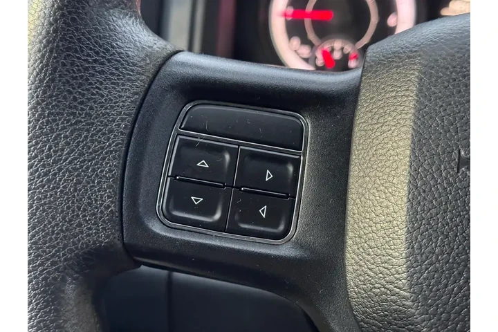 $18000 : Ram 1500 2018 4x4 Express 4d image 6