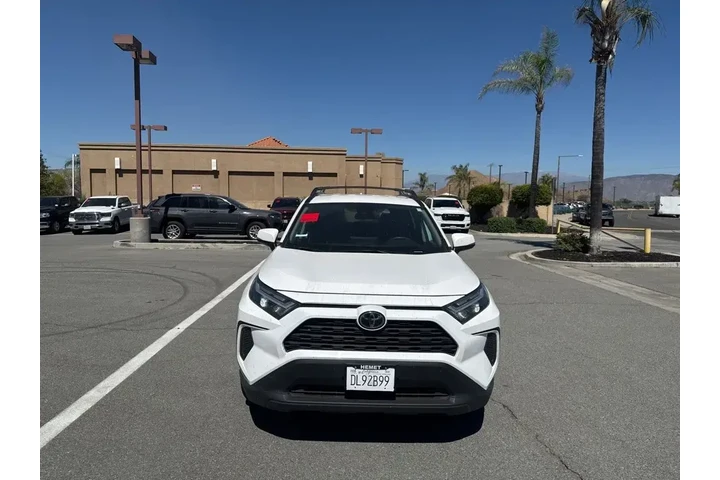 $31357 : Toyota RAV4 2024 XLE 4dr SUV image 3