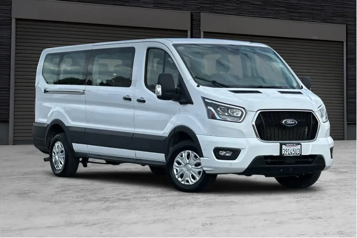 $33693 : Ford Transit 2023 350 XL 3dr image 2