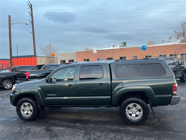 $17488 : 2009 Tacoma V6, IN GREAT SHAP image 6