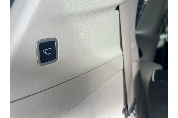 $29988 : Chrysler Pacifica 2022 Limit image 9