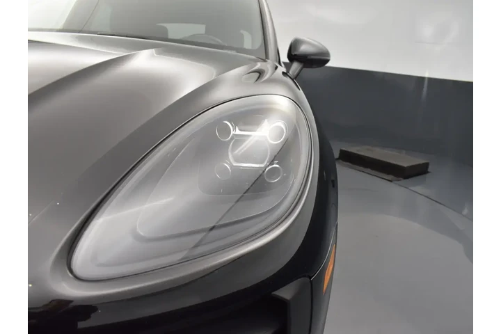 $25952 : Porsche Macan 2020 AWD 4dr S image 5