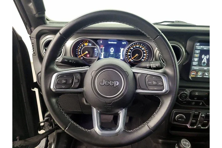 $30998 : Jeep Wrangler Unlimited 2022 image 10