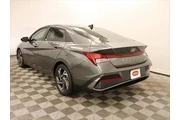 $25085 : Hyundai ELANTRA Hybrid 2025 thumbnail