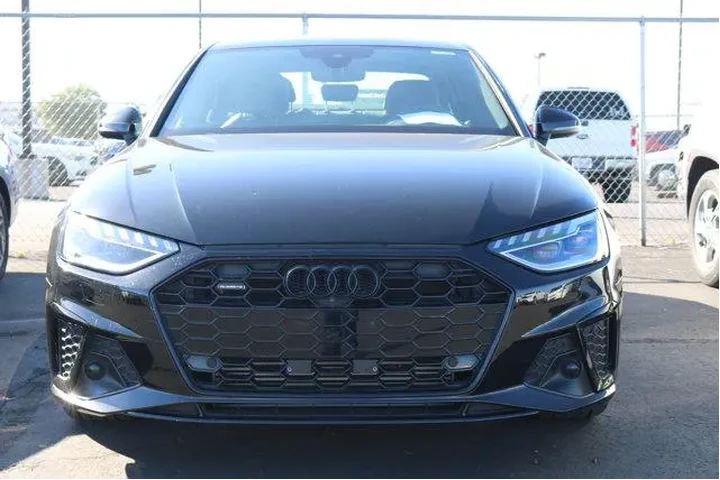 $34463 : Audi A4 2023 AWD quattro S l image 3