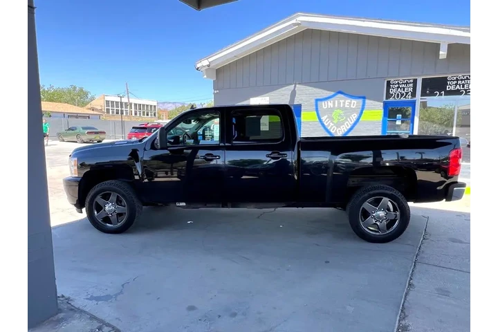 2014 Silverado 2500HD LTZ Cre image 8