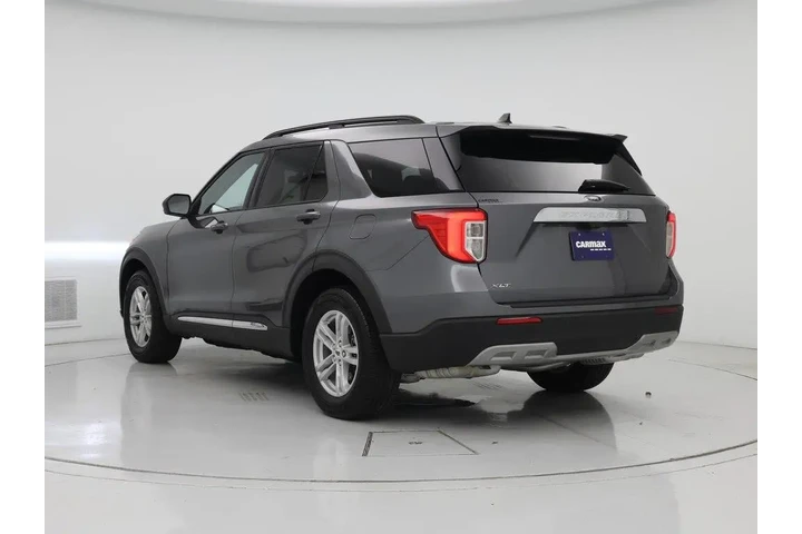 $29998 : Ford Explorer 2023 XLT 4dr S image 2