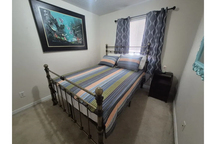 $600 : SE RENTA CUARTO $600 image 3