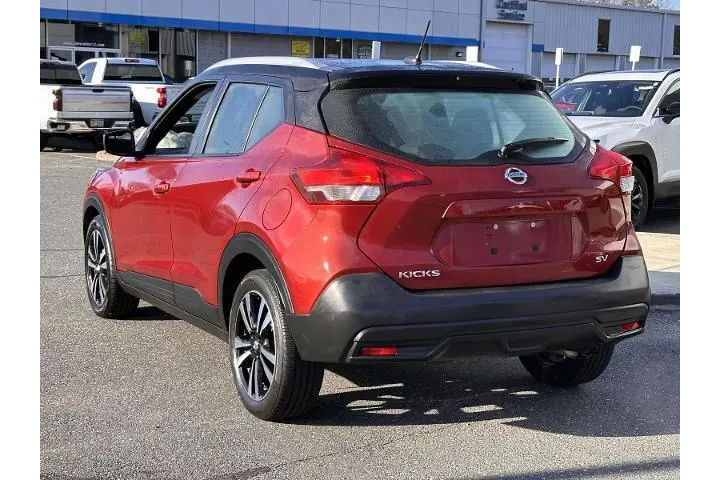 $12888 : Nissan Kicks 2019 SV 4dr Cro image 3