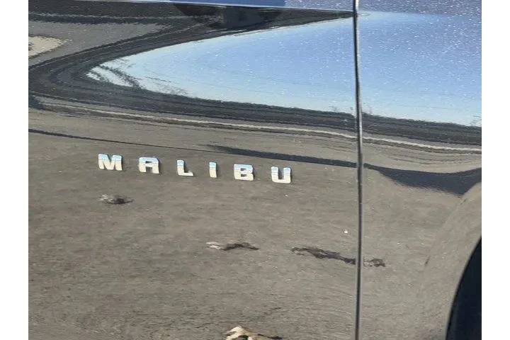 $19061 : Chevrolet Malibu 2024 LT 4dr image 4