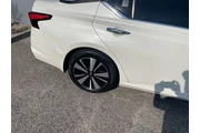 $17148 : Nissan Altima 2021 2.5 SV 4d thumbnail