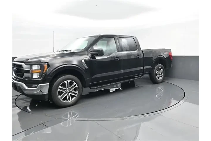 $37574 : Ford F-150 2023 4x4 XLT 4dr image 1