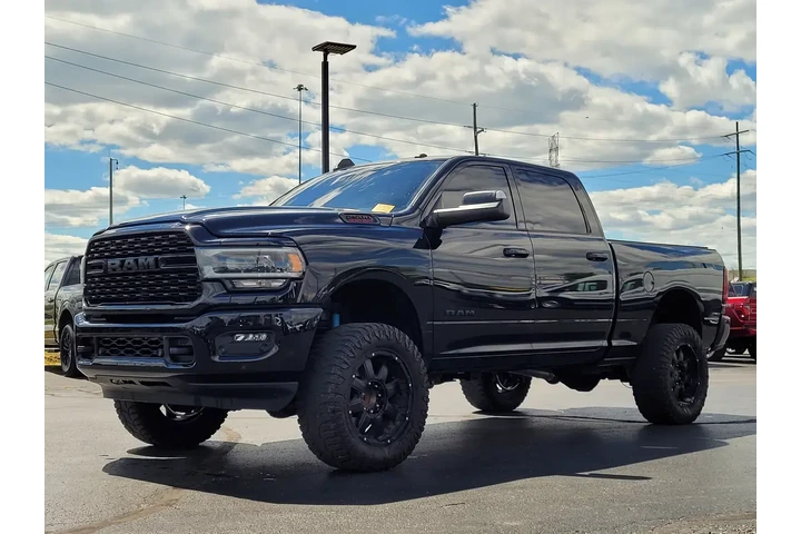 $39989 : Ram 2500 2022 4x4 Big Horn 4 image 8