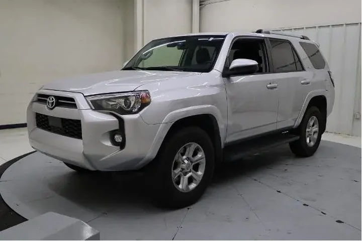 $32999 : Toyota 4Runner 2023 4x4 SR5 image 10
