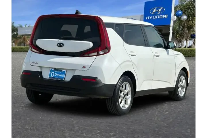 $10299 : Kia Soul 2020 S 4dr Crossove image 3