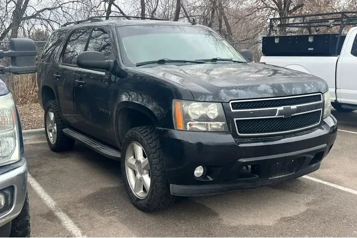 $5997 : Chevrolet Tahoe 2008 4x4 LS image 2