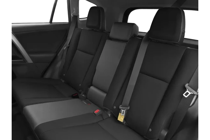 Toyota RAV4 2016 Limited 4dr image 8