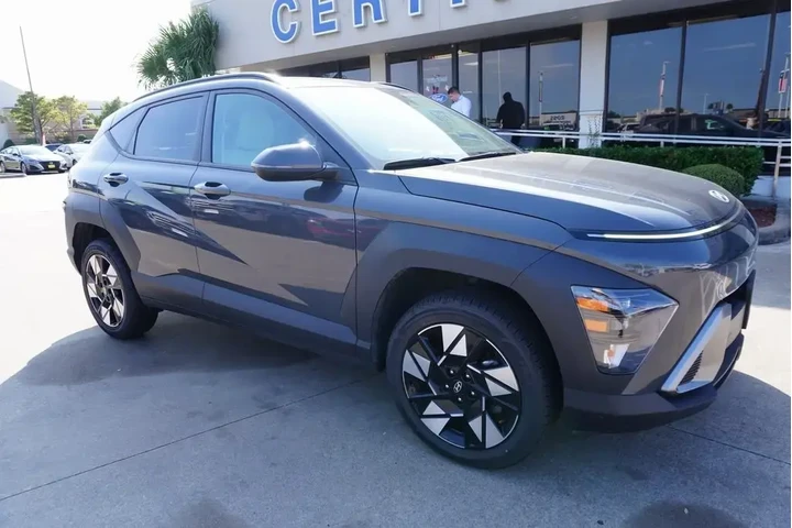$21488 : Hyundai KONA 2024 AWD SEL 4d image 1