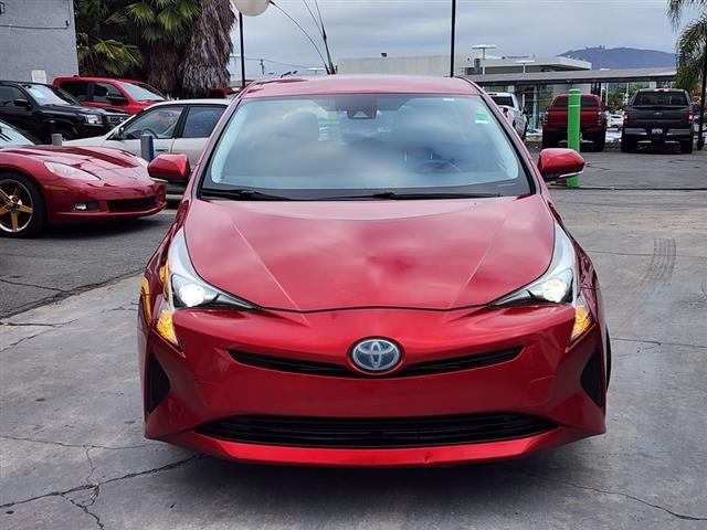 $19695 : 2017 Prius image 5