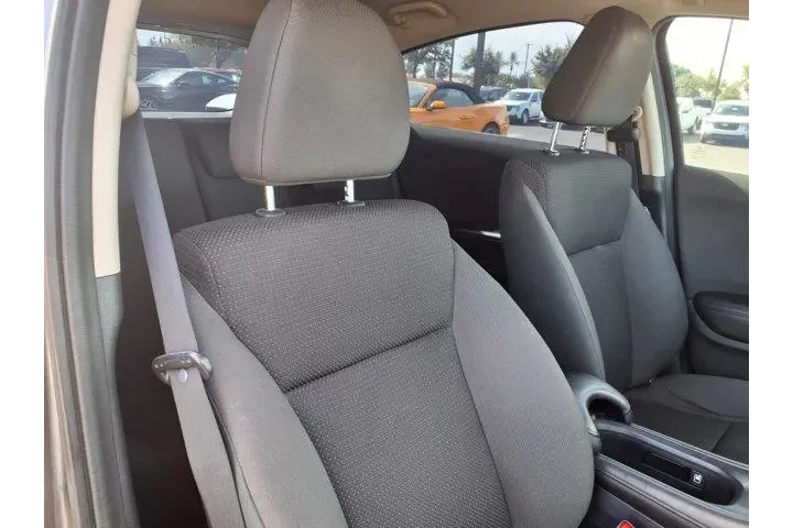 $18961 : Honda HR-V 2021 LX 4dr Cross image 4