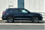 $23900 : Volkswagen Atlas 2021 V6 SE thumbnail