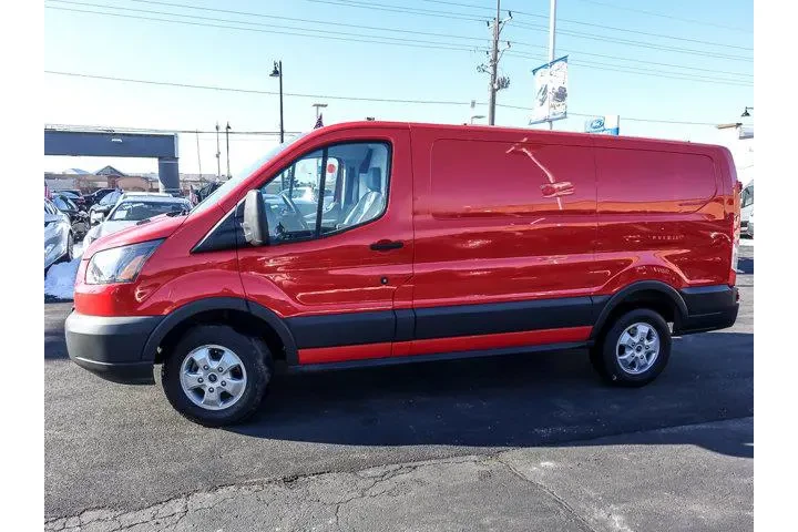 $19998 : Ford Transit 2018 250 3dr SW image 5
