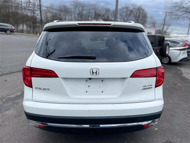 $22900 : 2017 HONDA PILOT2017 HONDA PI image 7