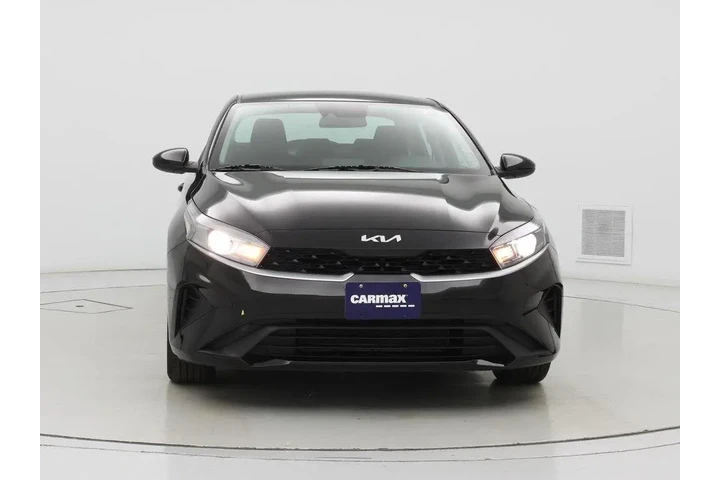 $16998 : Kia Forte 2024 LXS 4dr Sedan image 5